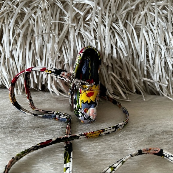 VERA BRADLEY Poppy Fields Little Hip Bag Crossbody Belt Bag Y2K Red Floral 2010 - Picture 7 of 15